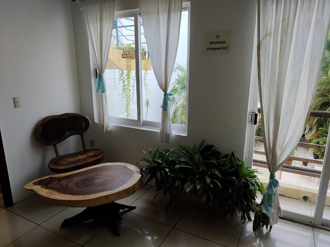 Brisamar Guesthouse Пуерто-Ескондідо Екстер'єр фото