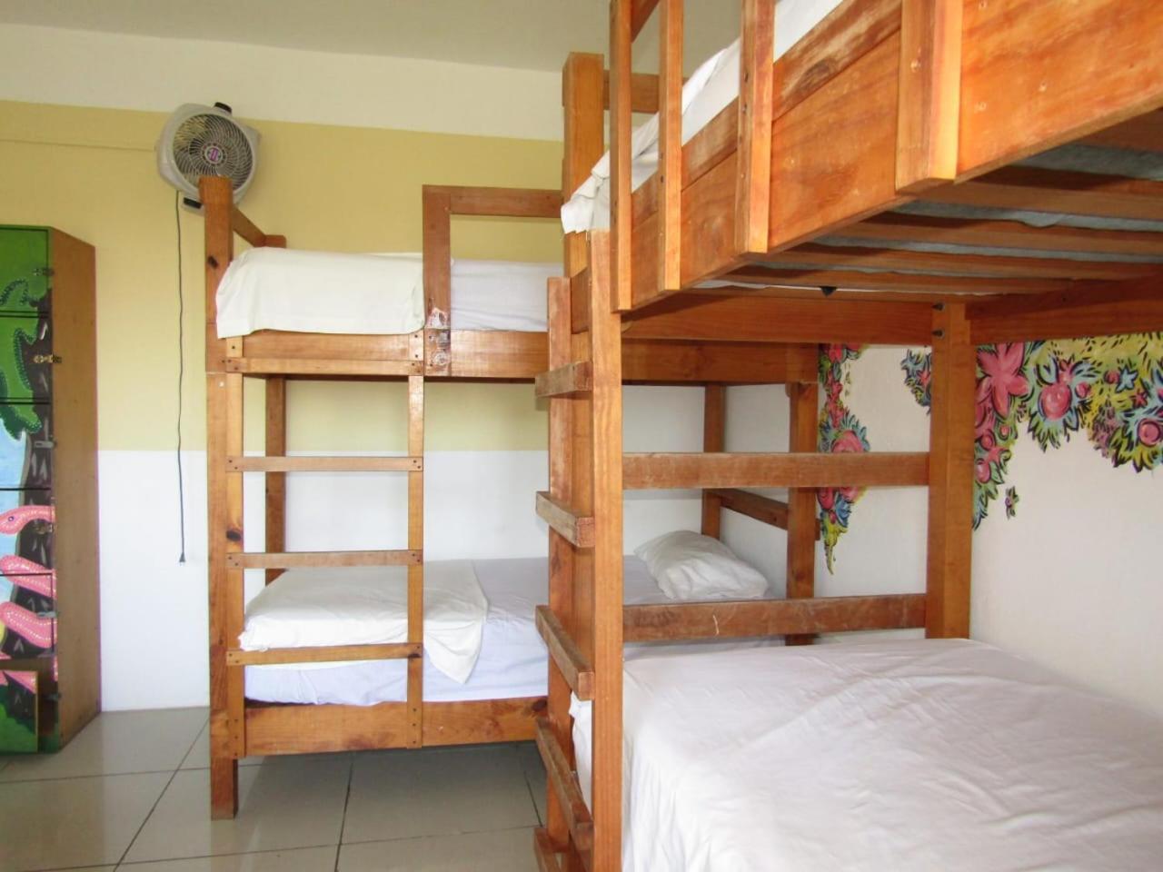 Brisamar Guesthouse Пуерто-Ескондідо Екстер'єр фото